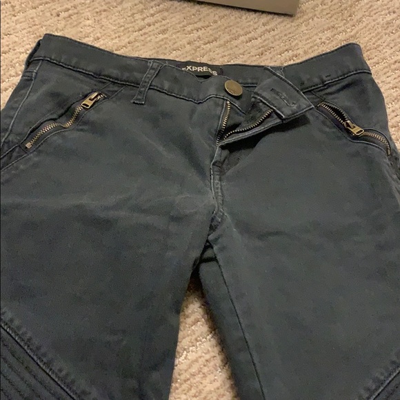 Jeans - Picture 3 of 5